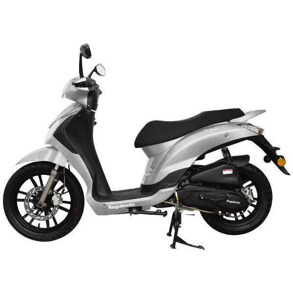 Скутер Regulmoto (Регулмото) TREVIS 125 (LJ125T - 16) чёрный с ПТС