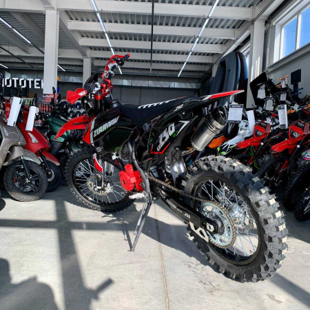 Мотоцикл кроссовый / эндуро Zuumav (Зуумав) K7 FX 250 (CR - 250 CB) чёрный/красный - купить с доставкой, по выгодной цене в интернет-магазине Мототека